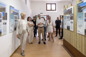11:30 Liérganes La consejera de Educación, Formación Profesional y Turismo, Marina Lombó, inaugura el Centro de Interpretación de Los Puentes.